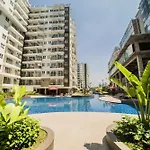 Gorgeous Studio Gateway Pasteur Apartment With Mountain View By Travelio